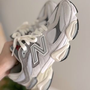 New Balance 9060